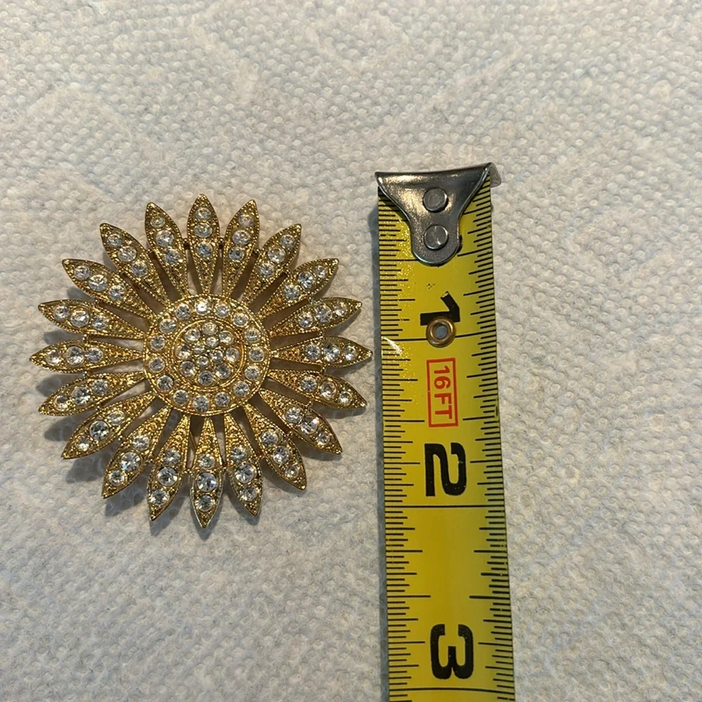 Vintage Sunflower Brooch Pin clear rhinestone gold tone metal